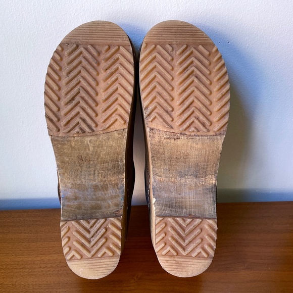 [US 8.5/EU 39] Sanita Julie Clogs — Antique Brown oiled leather - Picture 14 of 15